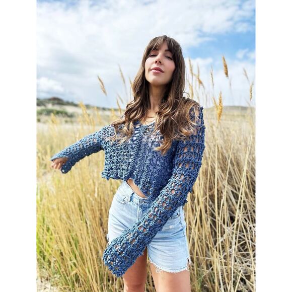 Coastal Boho Bell Sleeve Crop Open Crochet Sweater Women’s OSFM - Picture 3 of 7